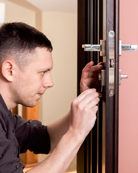 : Professional Locksmith For Commercial And Residential Locksmith Services in Melrose Park, IL